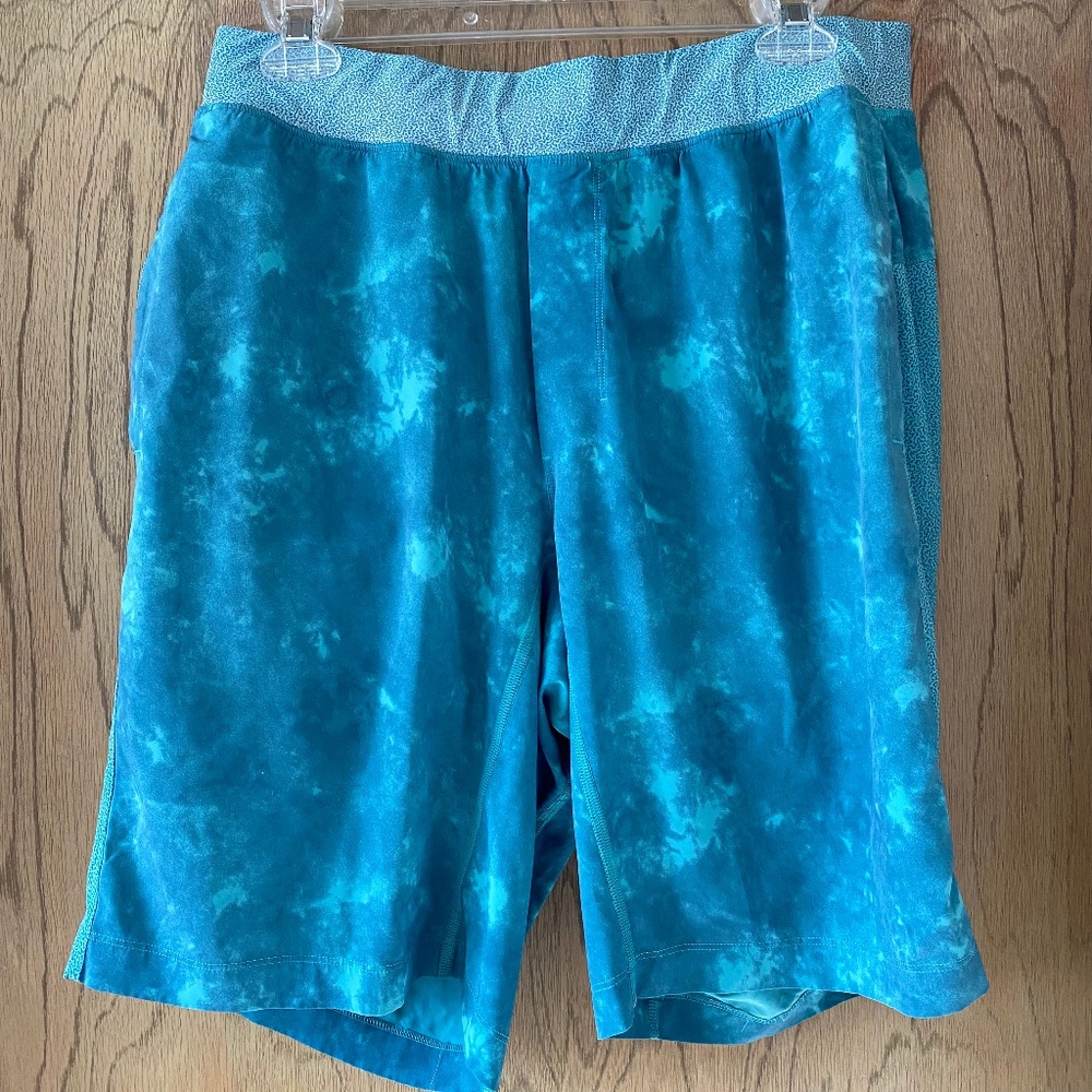 Lululemon T.H.E. Short 10'' *H20 Teal Bermuda L